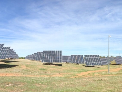 O&M instalación solar fotovoltaica de 1.283,04 kWp en suelo con seguimiento a un eje